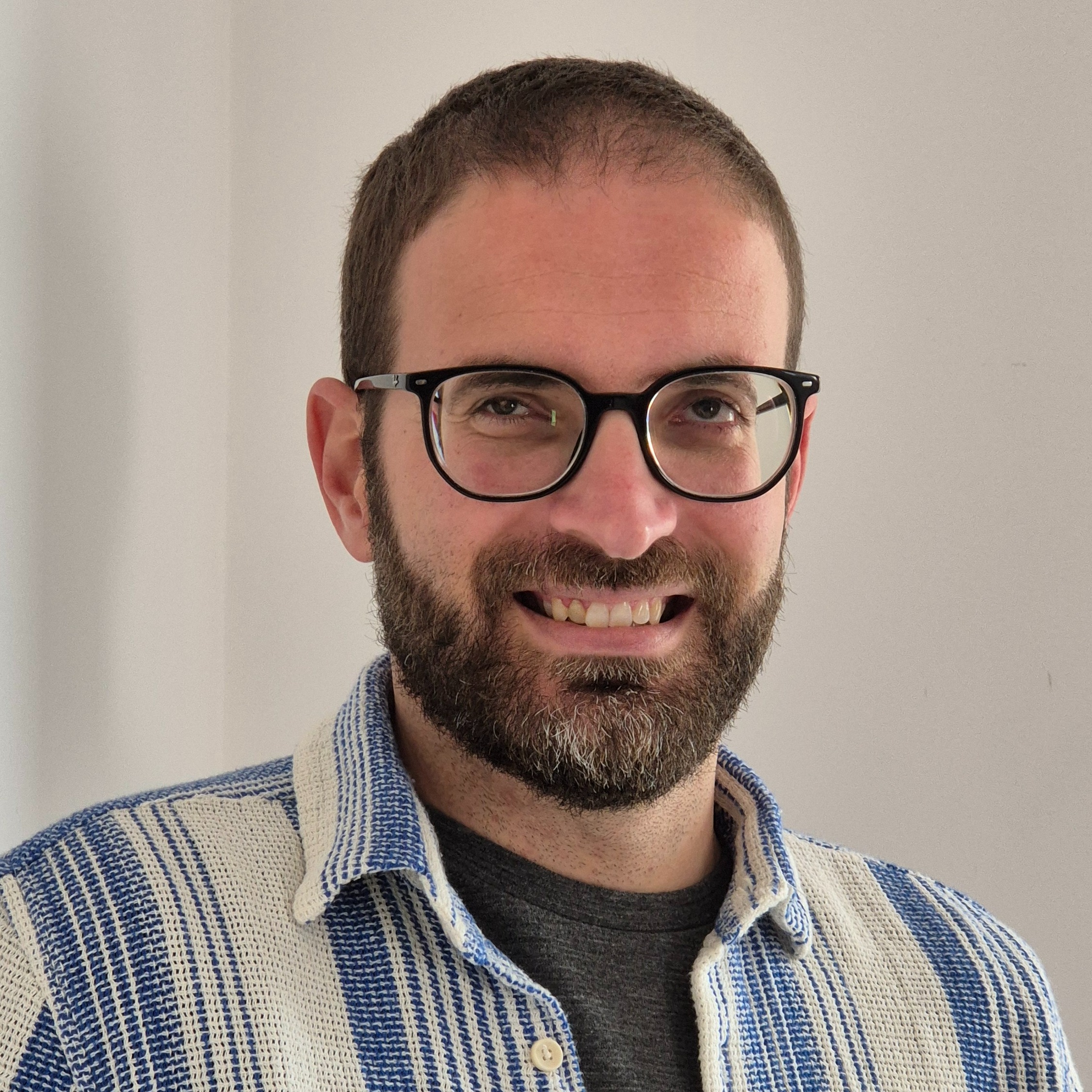 António